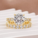 S925 Moissanite 4.0Ct Round Cut Side Stone White/Yellow Gold Travel Bridal Set - Image 8
