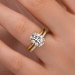 S925 Moissanite 4.0 Ct Solitaire Cushion Cut Yellow Gold Wedding Ring Set