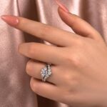 S925 Maxine Classic Moissanite 1.2 CT Round Cut Wedding Ring Set With Curved Design Wedding Band - Image 4