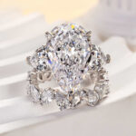 S925 Three Stone Luxury 8.0 Ct Pear Cut Engagement Ring with Stunning Full Pear Cut Women's Wedding Band - Image 3
