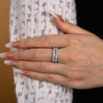 S925 Stunning Emerald Cut Women's Wedding Band In Sterling Silver - Image 4