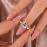 S925 Moissanite 3.0Ct Cushion Cut Split Shank White Gold Engagement Ring - Image 3