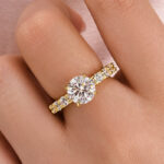 S925 Moissanite 2.0 Ct Round Cut Down Pavé Engagement Ring