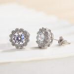 S925 1.0Ct*2 Moissanite Snowflake Stud Earrings In Sterling Silver - Image 6