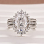 S925 Moissanite 4.0Ct Oval Cut White Gold Wedding Ring Set - Image 4