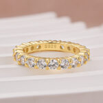S925 Moissanite 2.5 Ct Round Cut Women's Wedding Band - Image 10