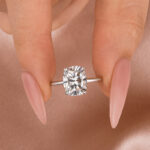 S925 Maxine Attractive Moissanite 2.5 Ct~4.0 Ct Cushion Cut Engagement Ring - Image 5