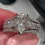 S925 Unique 3 Prong 3.0Ct Pear Cut Engagement Ring