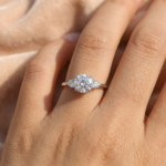 S925 Maxine Special Moissanite 1.2 Carat Round Cut Engagement Ring In Sterling Silver