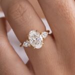 S925 Noble 4.0Ct Oval Cut Three Stone Engagement Ring in Sterling Silver - Image 2