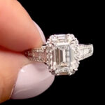 S925 Luxurious Halo Emerald Cut Engagement Ring In Sterling Silver - Image 2