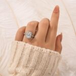 S925 2.5Ct Luxury Halo Emerald Cut Simulated Diamond Engagement Ring - Image 2