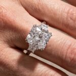 S925 Luxurious Crushed Ice Hybrid Radiant Cut Three Stone Engagement Ring In Sterling Silver - Image 3