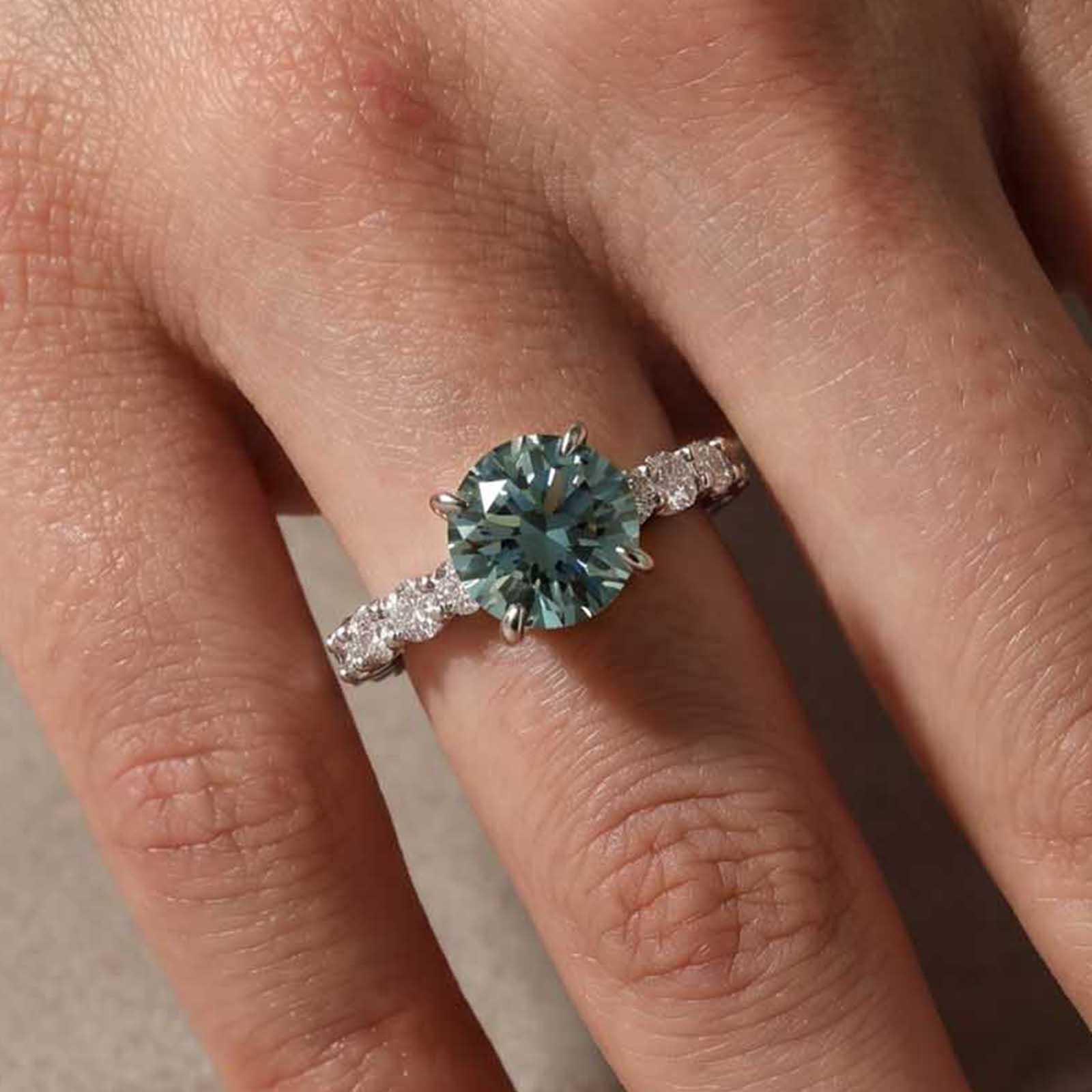 ER1878PMSS S925 Moissanite 3.0Ct Round Green Stone Wedding Set/Engagement Ring For Holiday Ring Gift - Image 1