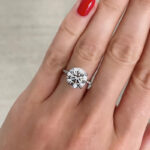 S925 Luxurious Round Cut 4 Prong Engagement Ring For Women In Sterling Silver - Image 5