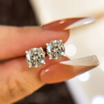 S925 1.0Ct*2 Moissanite Round Cut Stud Earrings In Sterling Silver