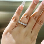 S925 Exquisite Emerald Cut Women's Wedding Band In Sterling Silver - Image 2