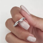S925 Twist Eternity Sona Simulated Diamonds Wedding Band for Women