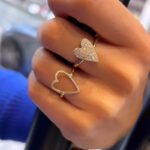 S925 Unique Yellow Gold Heart-shaped Pave Wedding Band Set In Sterling Silver - Image 2