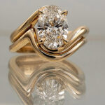 S925 2PC Wedding Sets 4.5Ct Oval Cut Yellow Gold Solitaire Engagement Ring with Curved Wedding Band - Image 3