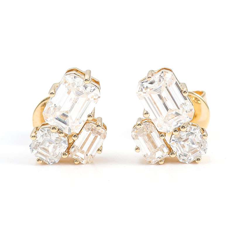 1-3-1 *Emerald Asscher Moissanite Stud Earrings - Image 1