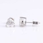 *Elegant White Gold Moissanite Heart Earrings - Image 2