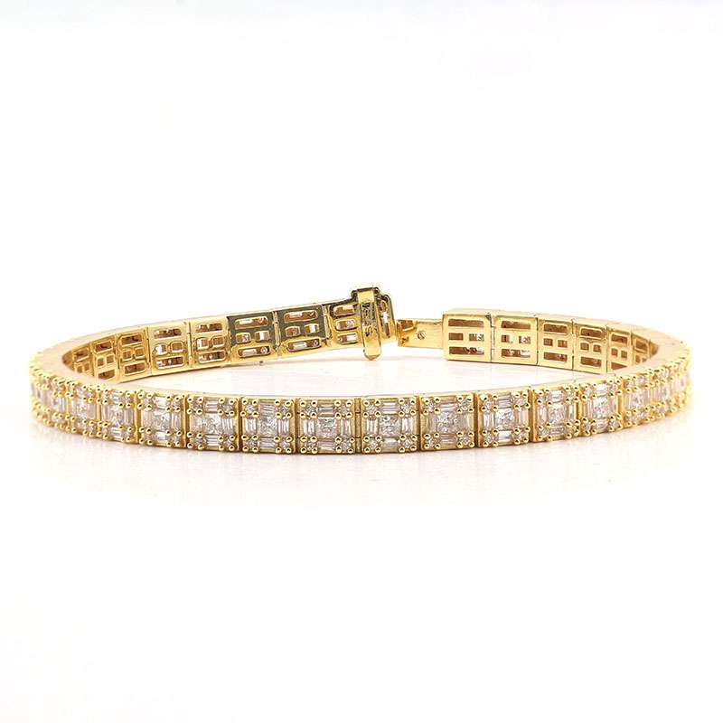 2-6 *Exquisite Bracelet Inlaid with DEF/VVS Moissanite - Image 1