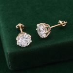 Breathtaking Yellow Gold Stud Earrings