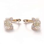 *Adorable Cat Moissanite Stud Earrings