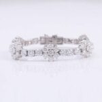 *5.5 inches Exquisite Flower Design Tennis Bracelet