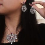 Red Eyes Skull:Daring Hip Hop White Gold Earrings