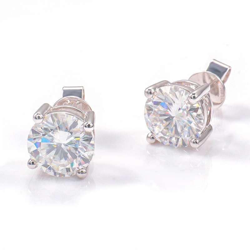 6-10 *Exquisite White Gold Moissanite Stud Earrings - Image 1
