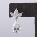 **Dazzling White Gold flower shaped Earrings - Image 3