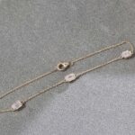 Elegant Gold Emerald Cut Bracelet - Image 6