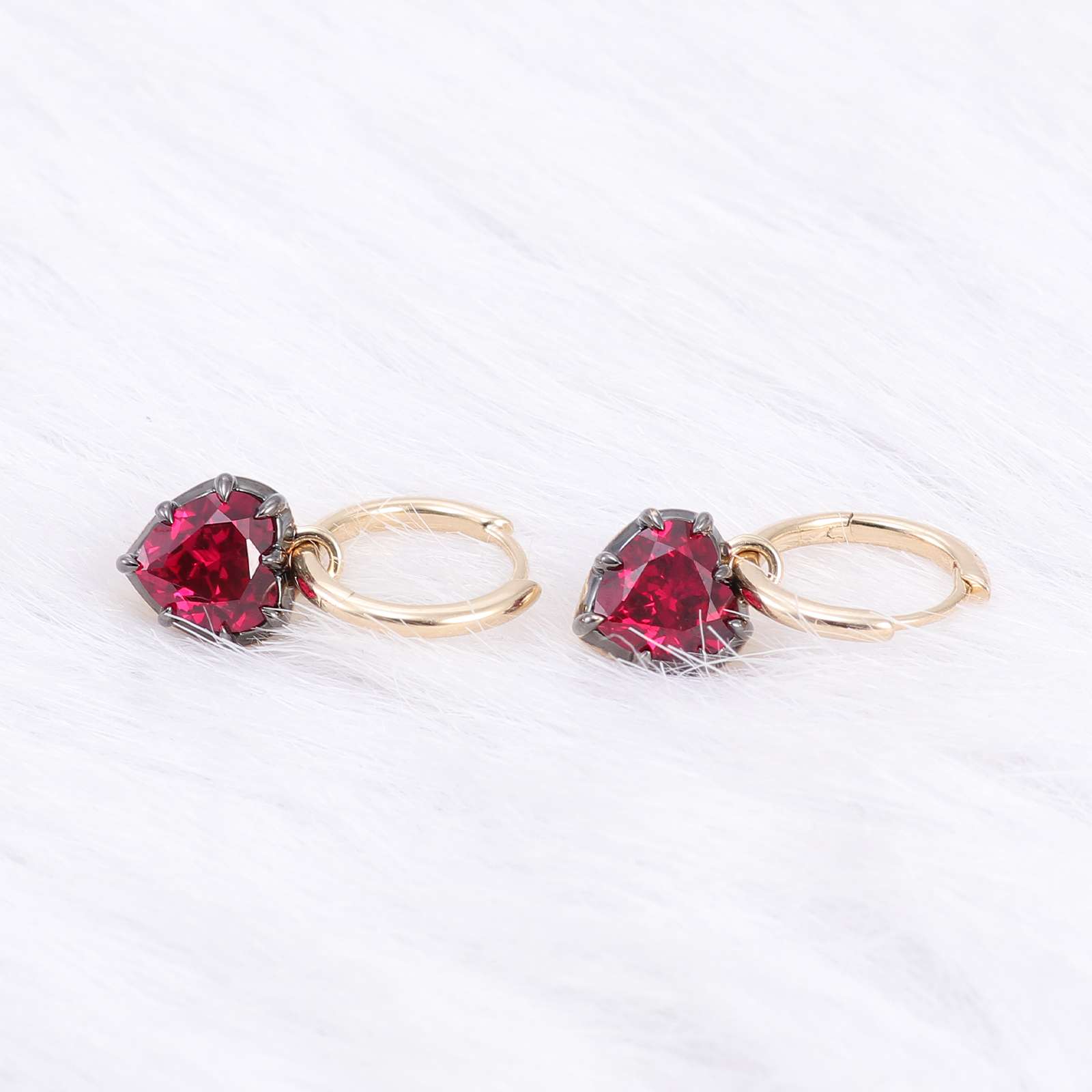 8-3 *Charming Yellow Gold Heart Cut Red Lab Gemstone Drop Earrings - Image 1