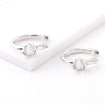 *Elegant Horseshoe Design Hoop Earrings - Image 4