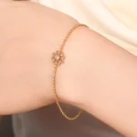 18k Yellow Gold Vintage Filigree Flower Bracelet with Pink Sapphire - Image 5