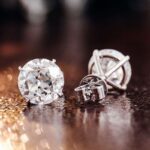 *Breathtaking VVS Moissanite White Gold Stud Earrings - Image 6