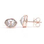 *Fabulous VVS Moissanite Oval Cut Stud Earrings - Image 4